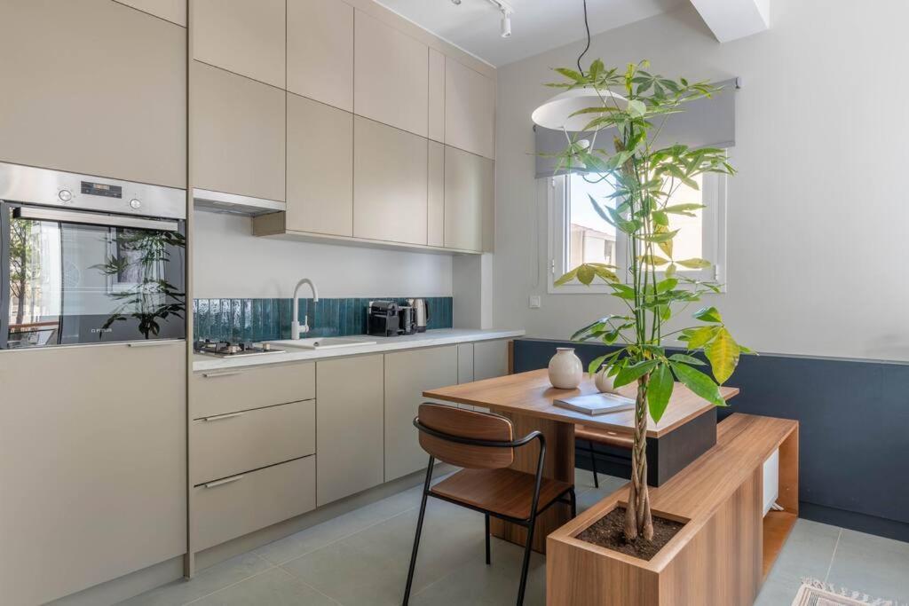 Premium Apartments In Paleo Faliro By Upstreet Athens Exterior photo